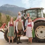 Familienbauernhof Glockriegl Farm stay