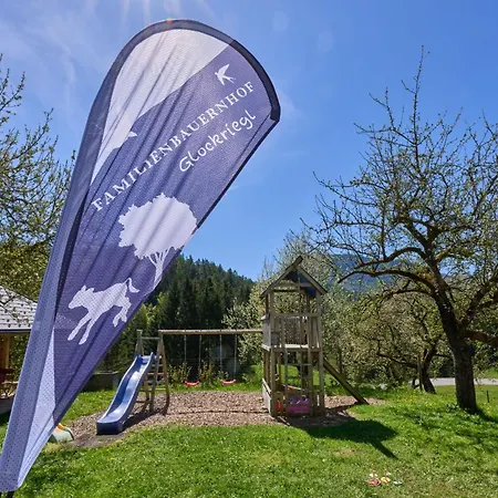 Familienbauernhof Glockriegl